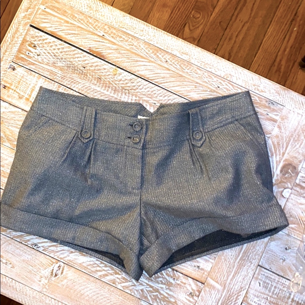 🐰Forever Dressy Shorts Gray/Silver🐰~lg